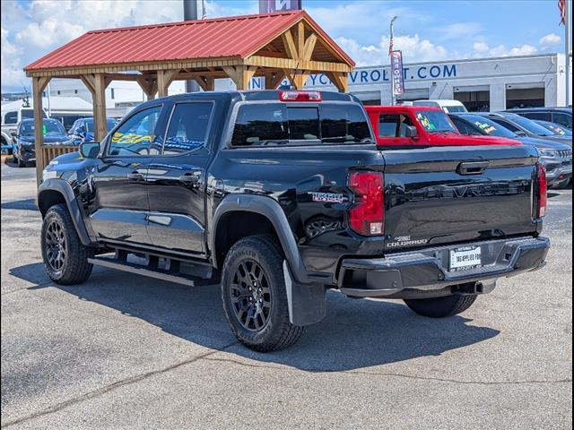 2025 Black Chevrolet Colorado