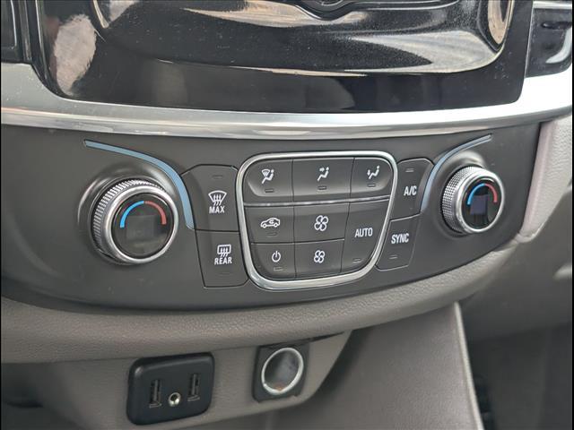 used 2021 Chevrolet Traverse car, priced at $16,900