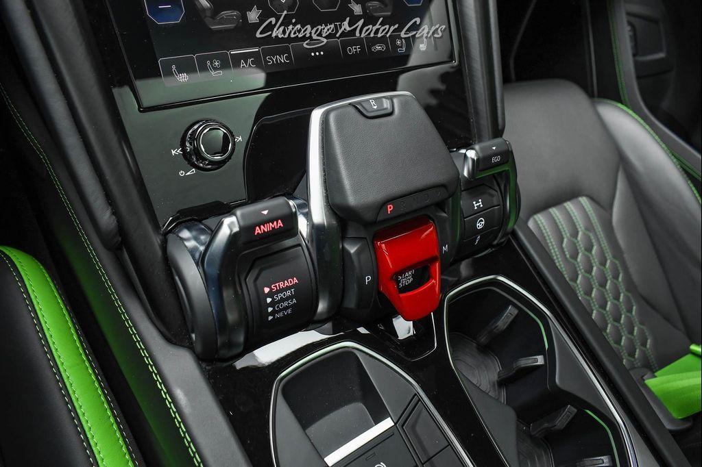 used 2024 Lamborghini Urus car, priced at $269,800