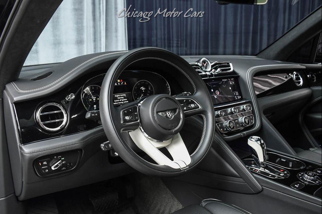 used 2023 Bentley Bentayga Hybrid car