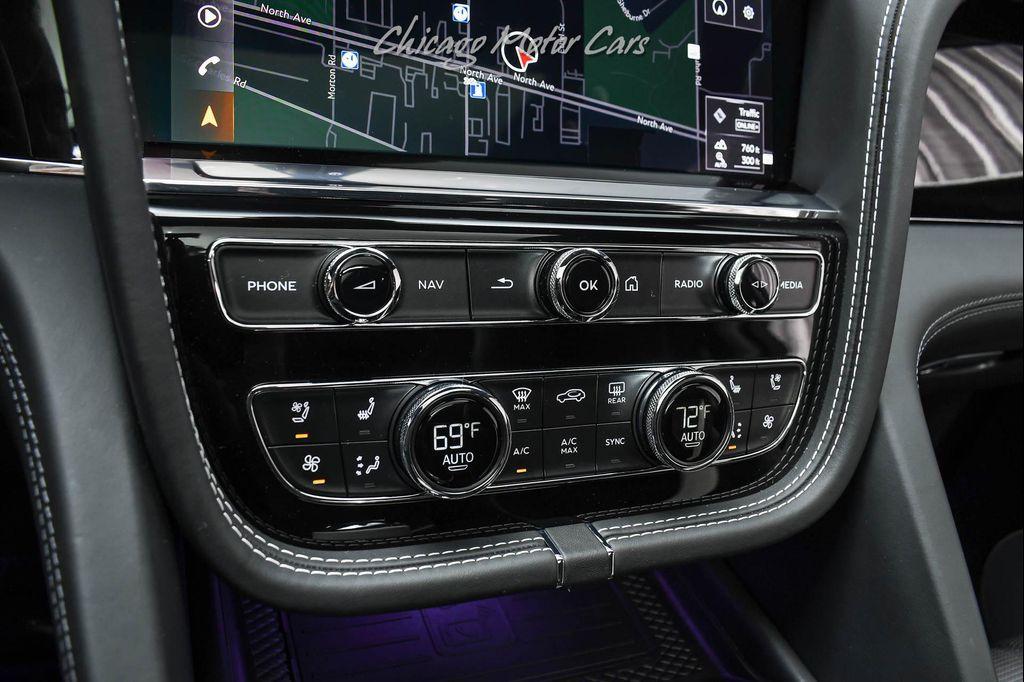 used 2023 Bentley Bentayga Hybrid car