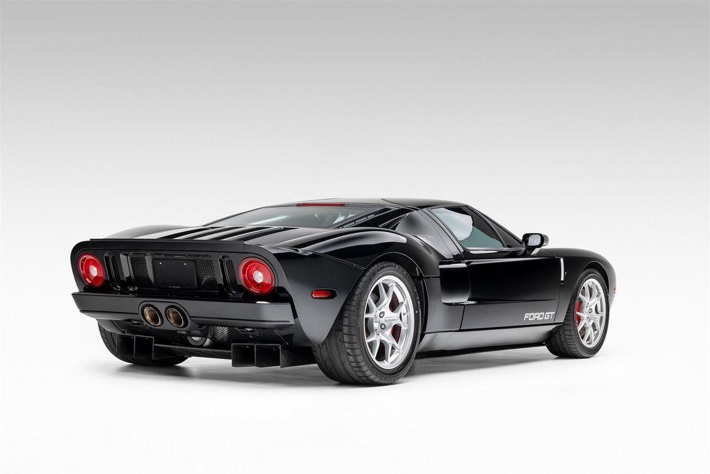 used 2005 Ford GT car