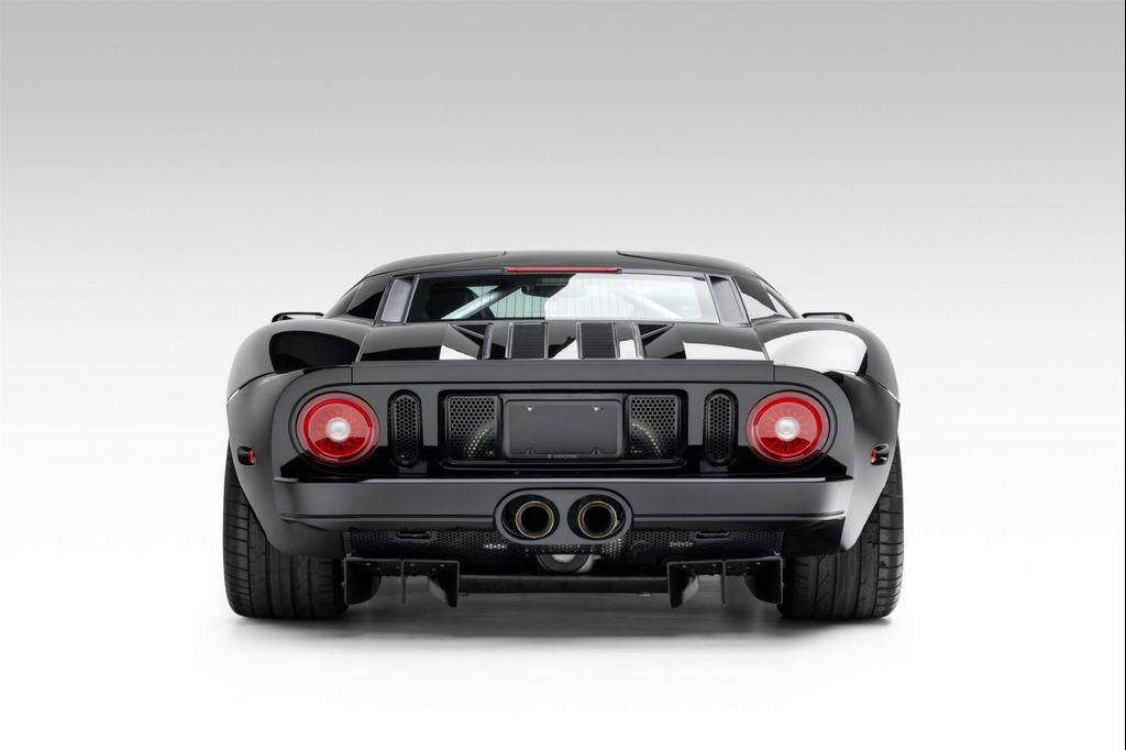 used 2005 Ford GT car