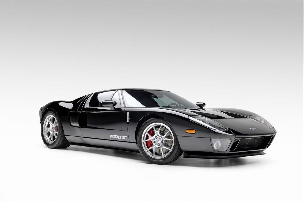 used 2005 Ford GT car