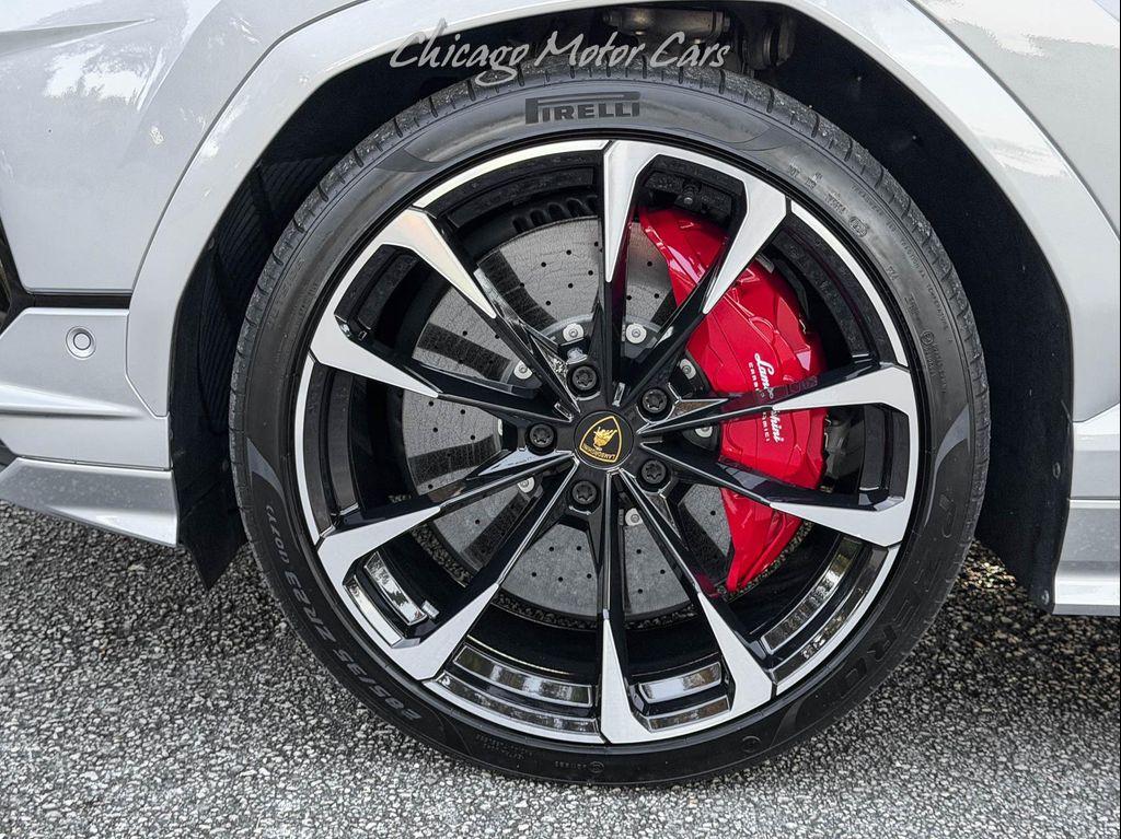 used 2024 Lamborghini Urus car, priced at $259,800