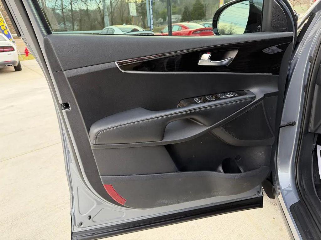 used 2020 Kia Sorento car, priced at $13,999
