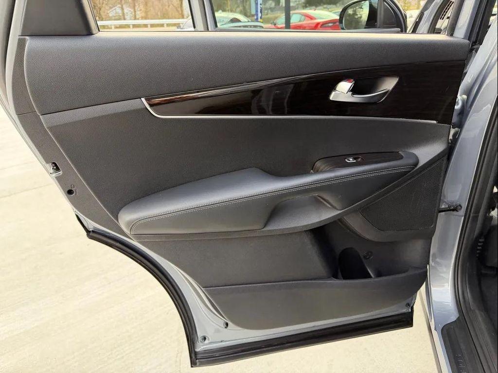 used 2020 Kia Sorento car, priced at $13,999