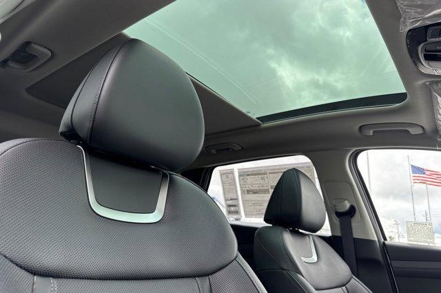 new 2026 Hyundai TUCSON Hybrid car, priced at $44,615