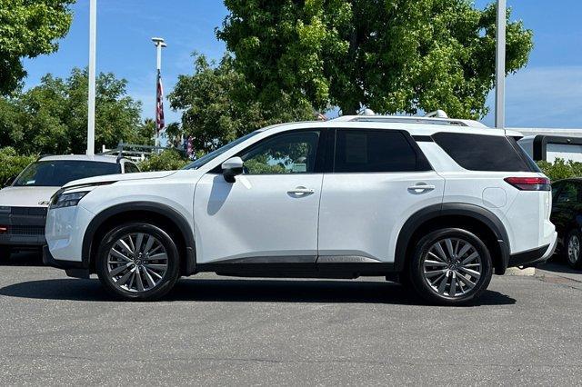 used 2025 Nissan Pathfinder car, priced at $39,995