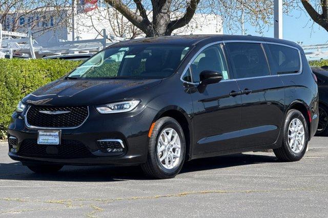used 2023 Chrysler Pacifica car, priced at $25,295