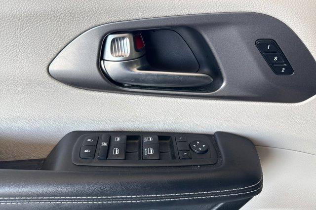 used 2023 Chrysler Pacifica car, priced at $25,295