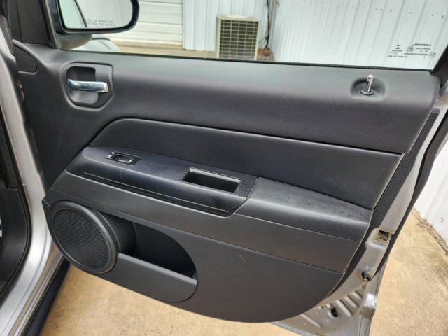 used 2016 Jeep Compass car, priced at $9,500