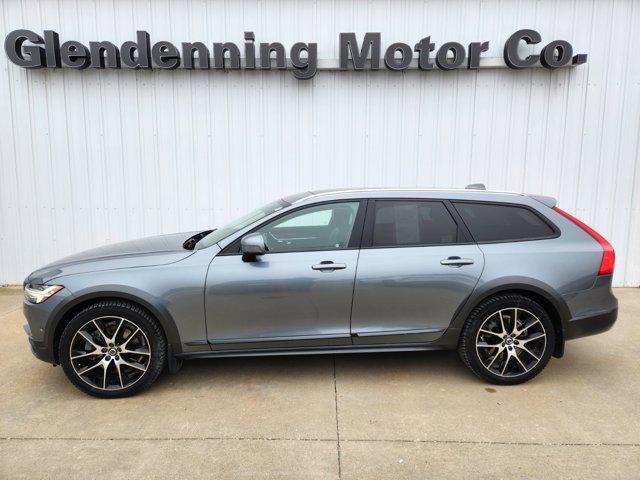 used 2018 Volvo V90 Cross Country car, priced at $19,900