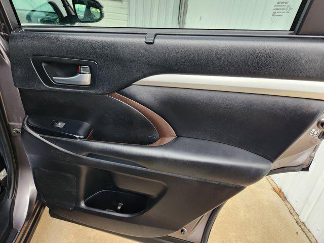 used 2019 Toyota Highlander car, priced at $19,900