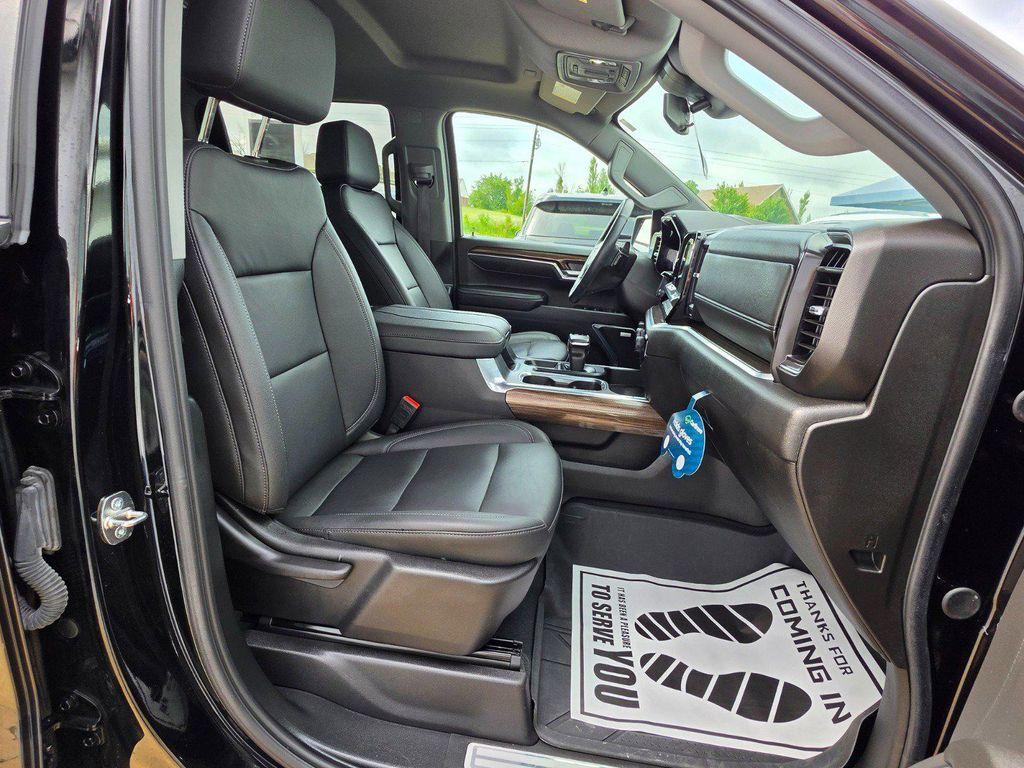 used 2024 Chevrolet Silverado 1500 car