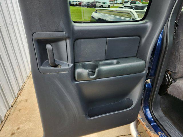 used 2002 Chevrolet Silverado 1500 car, priced at $5,500