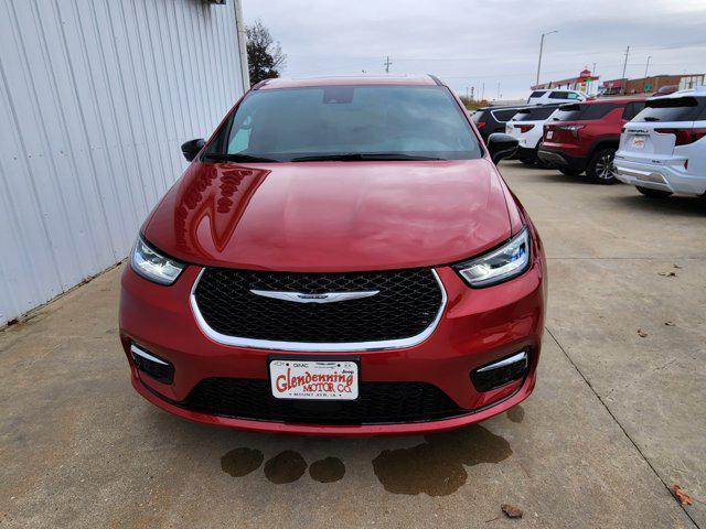 new 2026 Chrysler Pacifica car, priced at $53,090