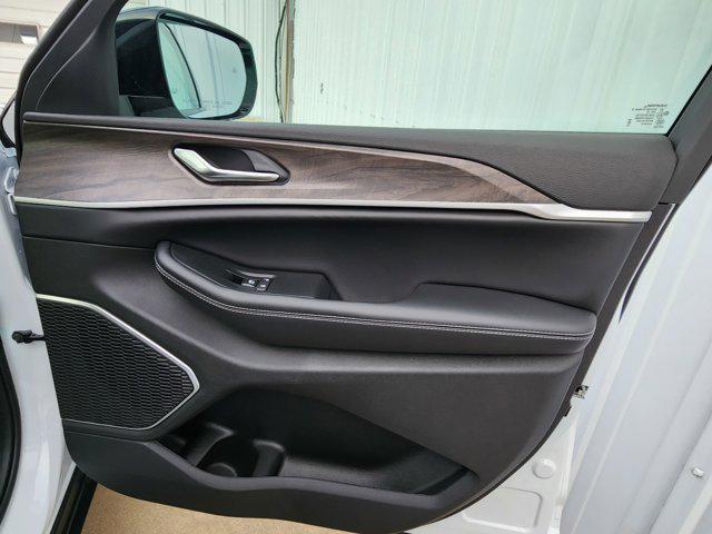 new 2026 Jeep Grand Cherokee L car, priced at $54,905