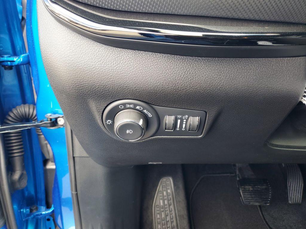 new 2026 Jeep Compass car, priced at $31,010