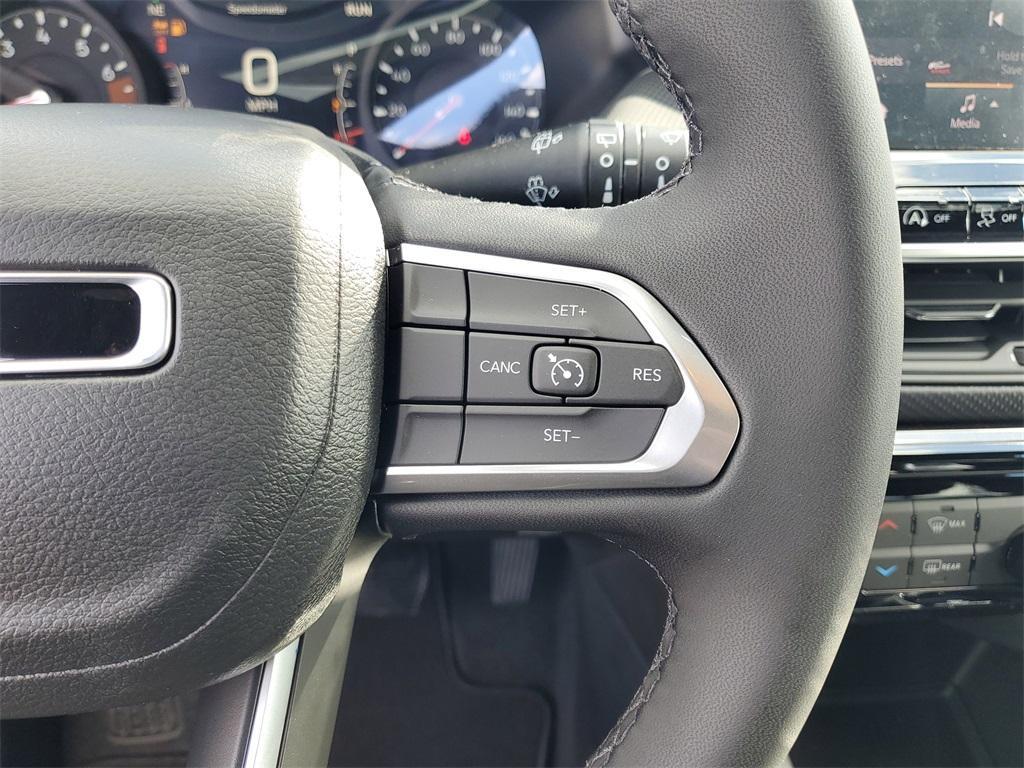 new 2026 Jeep Compass car, priced at $31,015