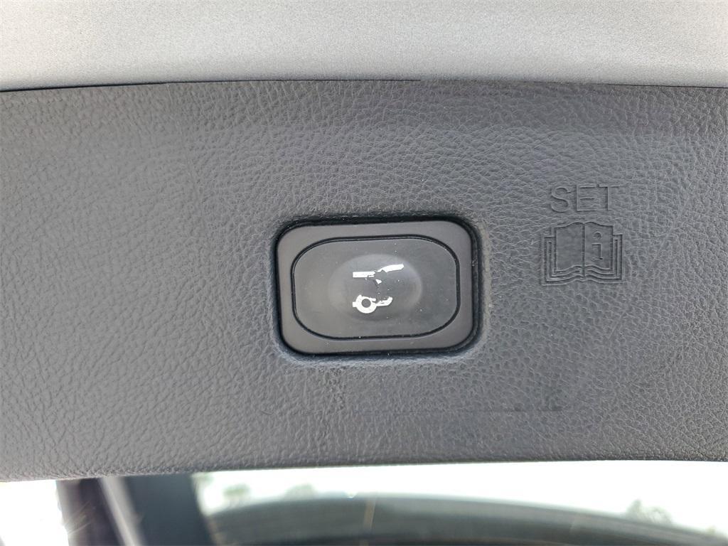 used 2024 Ford Edge car, priced at $27,703