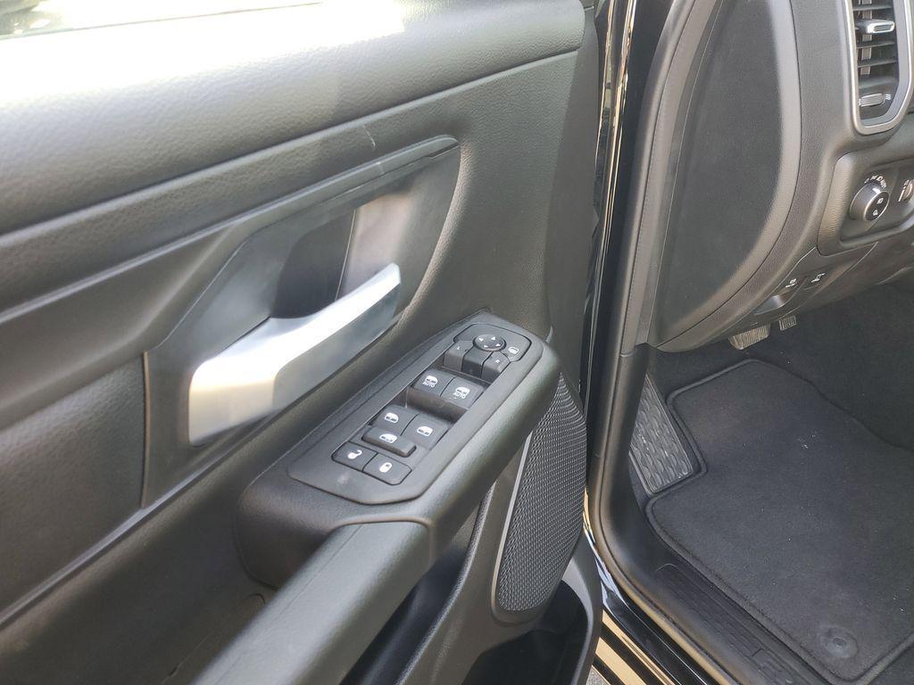 new 2025 Ram 1500 car, priced at $45,000