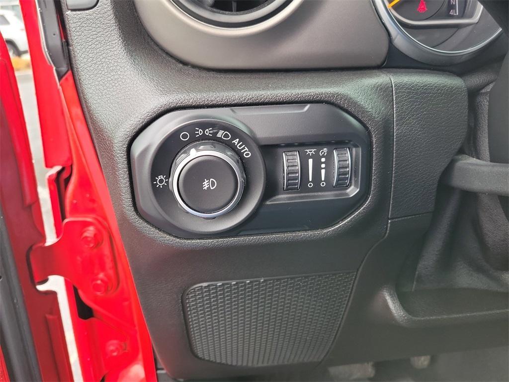 used 2019 Jeep Wrangler Unlimited car, priced at $27,589
