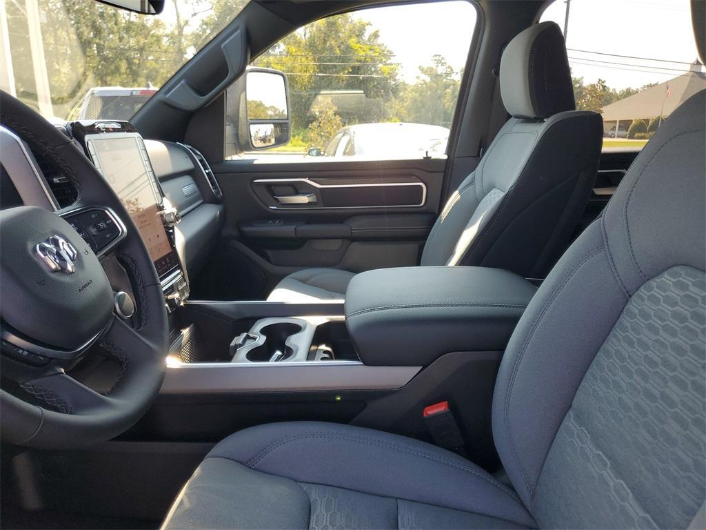 new 2025 Ram 1500 car, priced at $62,987