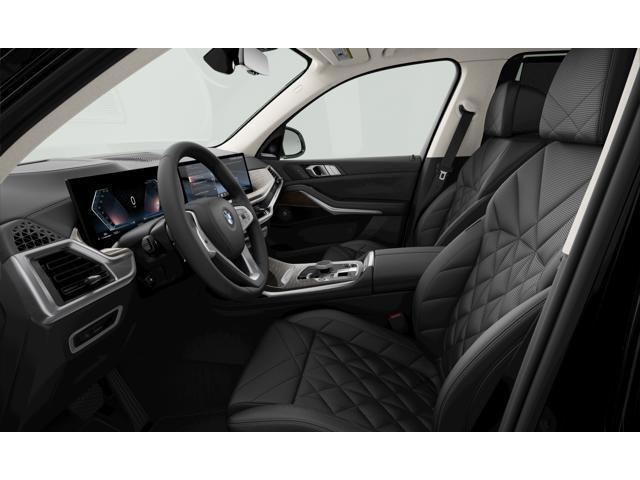 new 2026 BMW X7 car, priced at $89,725