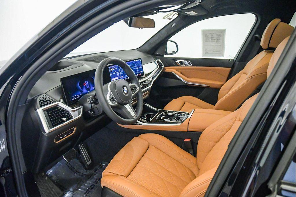 used 2026 BMW X7 car, priced at $79,132