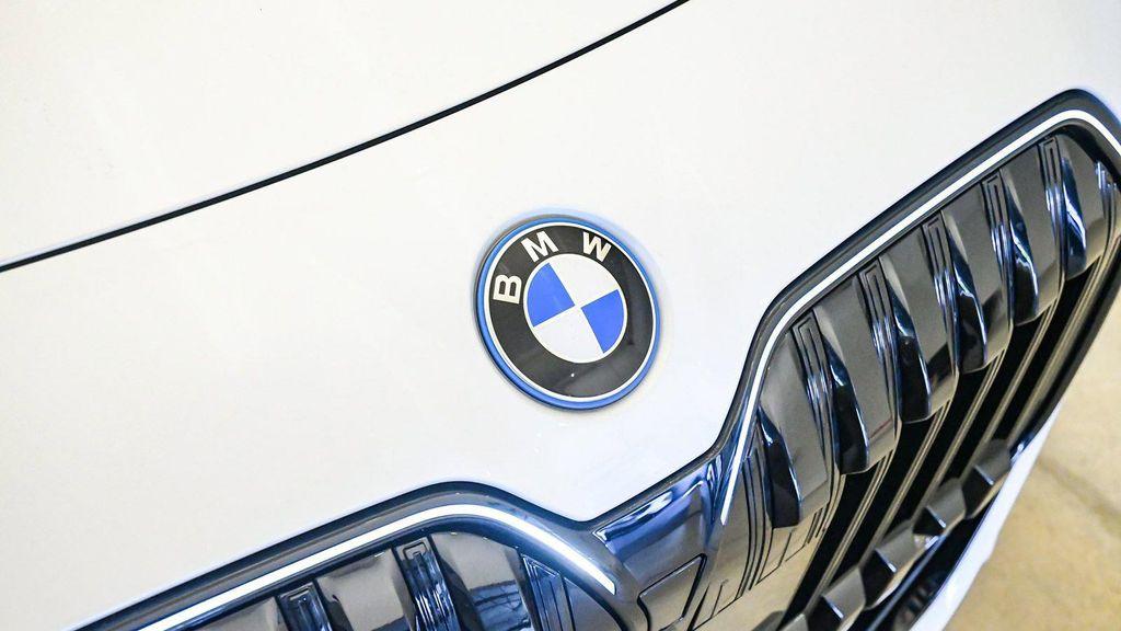 new 2026 BMW 750e car, priced at $116,135