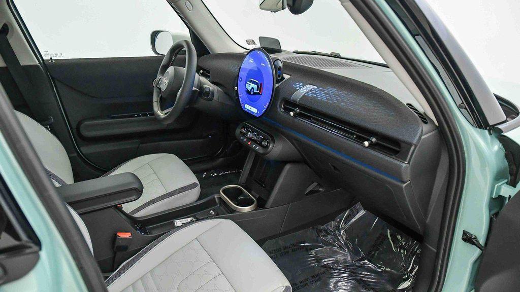 used 2025 MINI Hardtop car, priced at $29,999