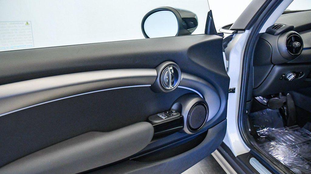 used 2023 MINI Hardtop car, priced at $20,954