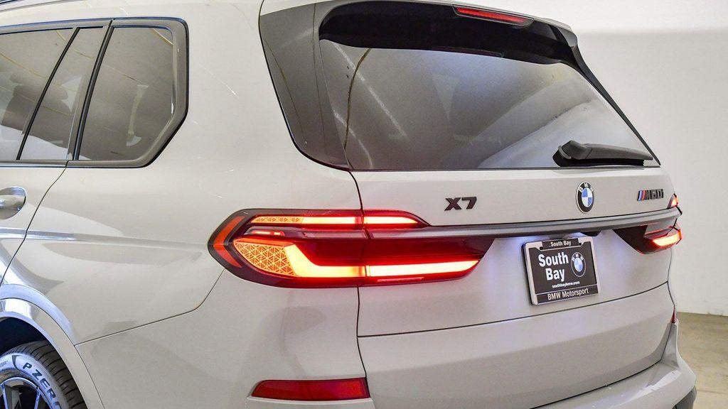 new 2026 BMW X7 car, priced at $126,495