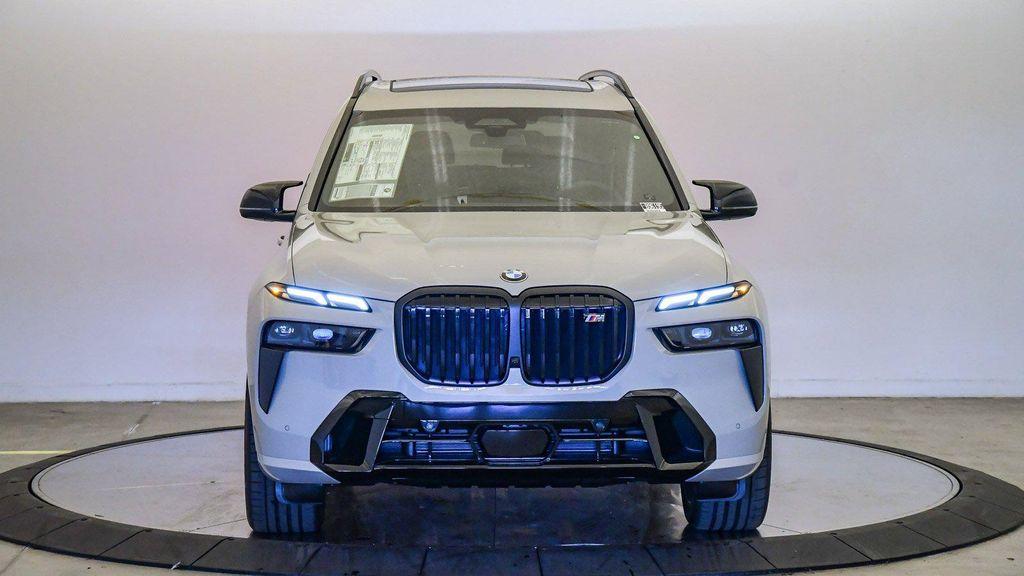 new 2026 BMW X7 car, priced at $126,495