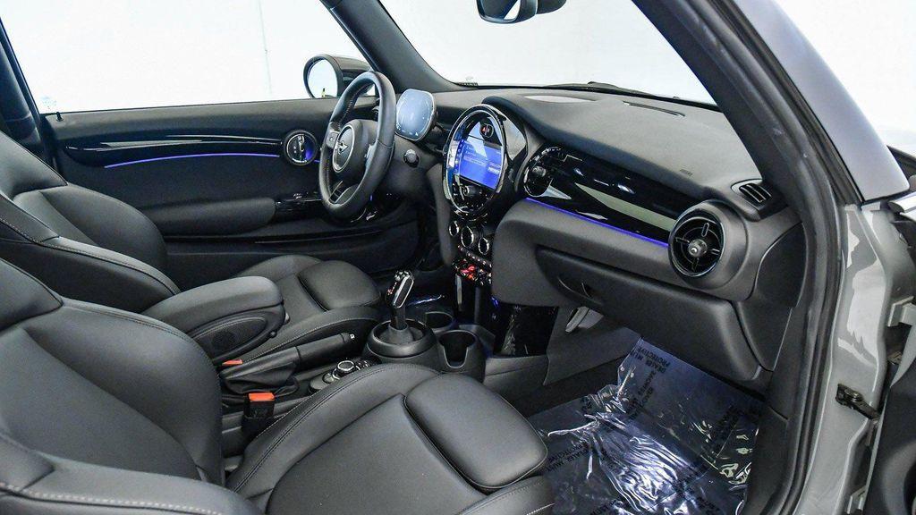 used 2023 MINI Hardtop car, priced at $24,437