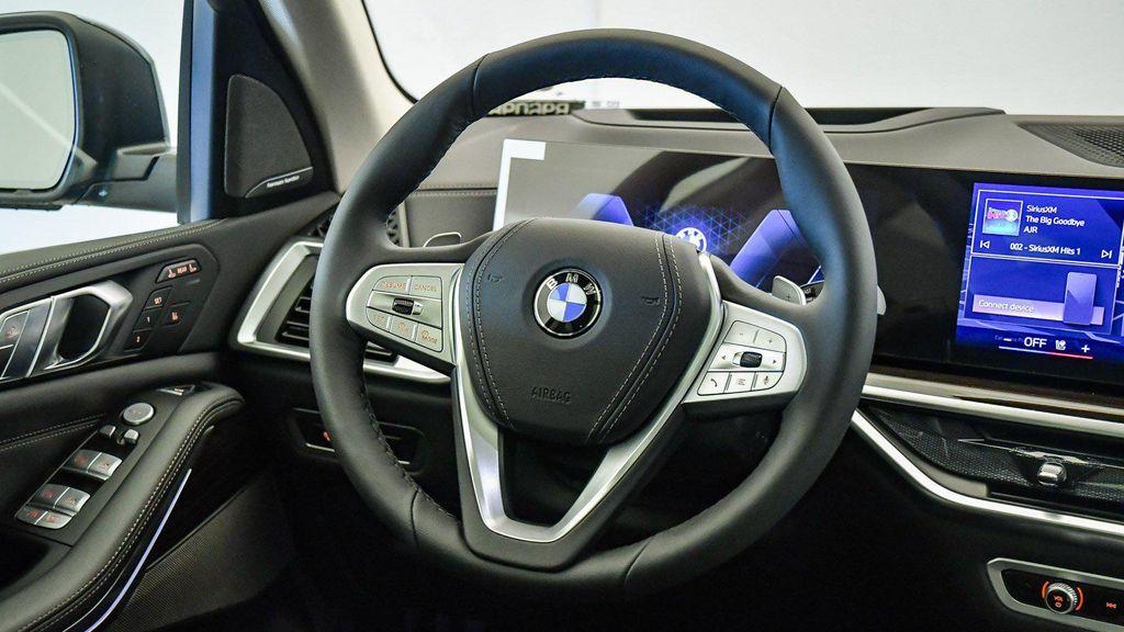 new 2026 BMW X7 car, priced at $89,725
