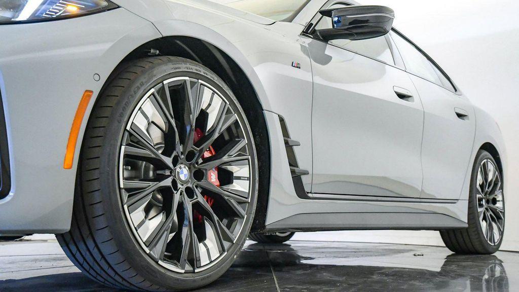 new 2026 BMW M440 car, priced at $77,685