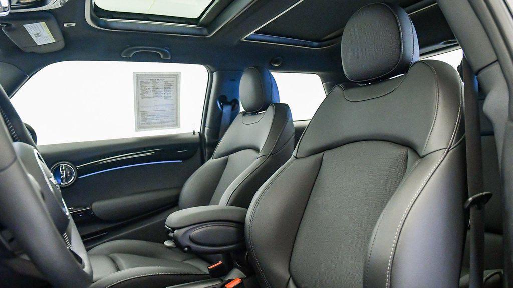 used 2023 MINI Hardtop car, priced at $26,015