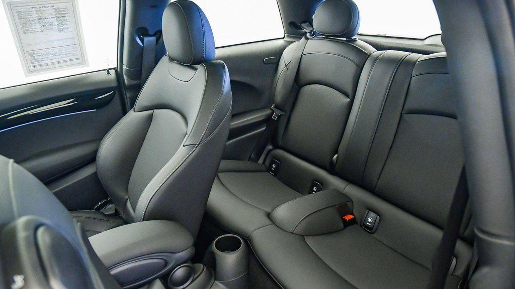 used 2023 MINI Hardtop car, priced at $26,015