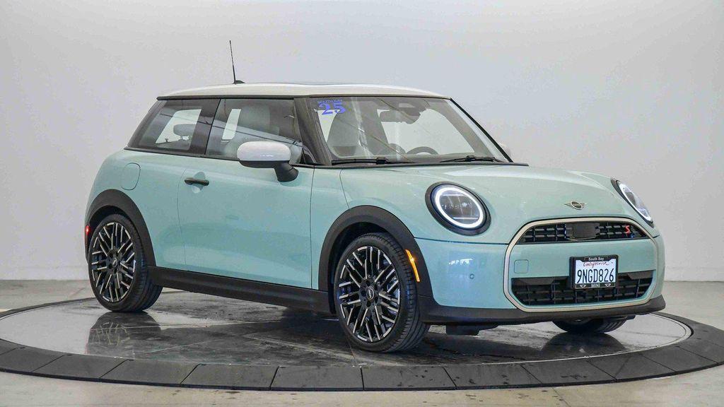 used 2025 MINI Hardtop car, priced at $29,999