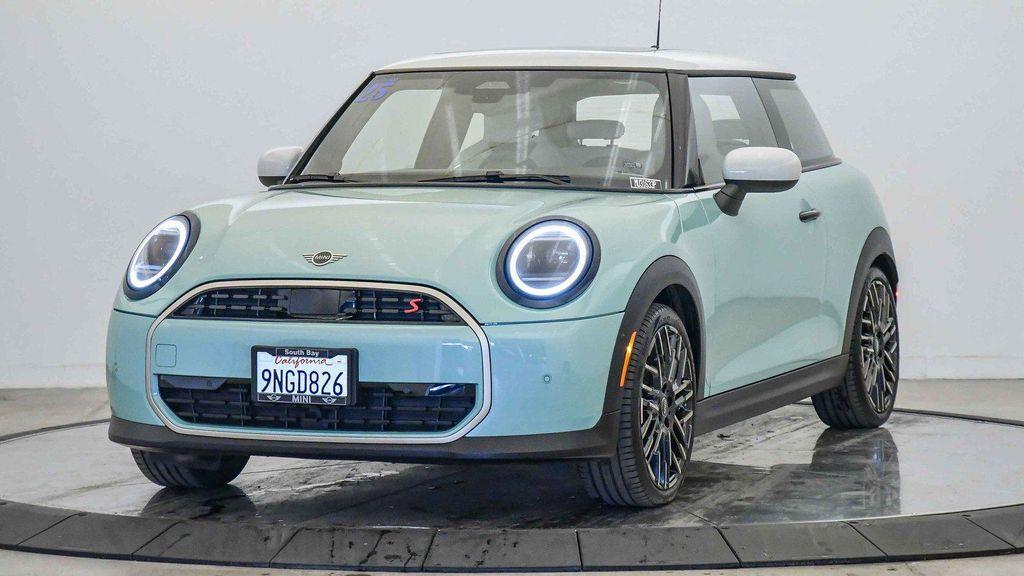 used 2025 MINI Hardtop car, priced at $29,999