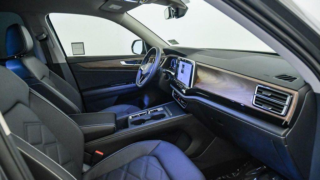 used 2025 Volkswagen Atlas car, priced at $31,246