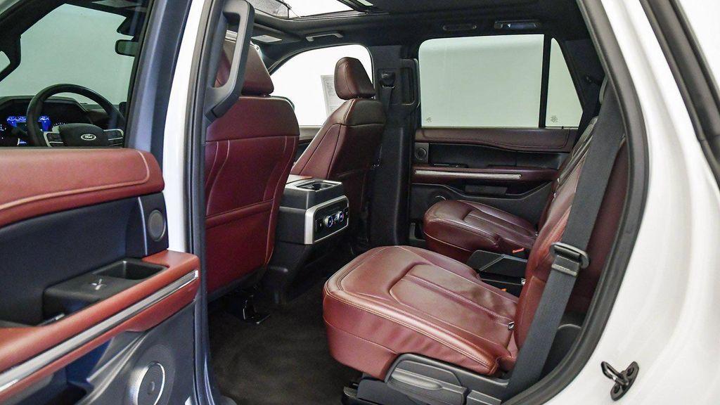 used 2023 Ford Expedition car, priced at $35,999