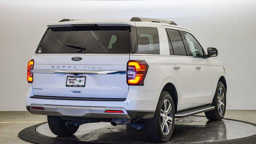 used 2023 Ford Expedition car, priced at $35,999