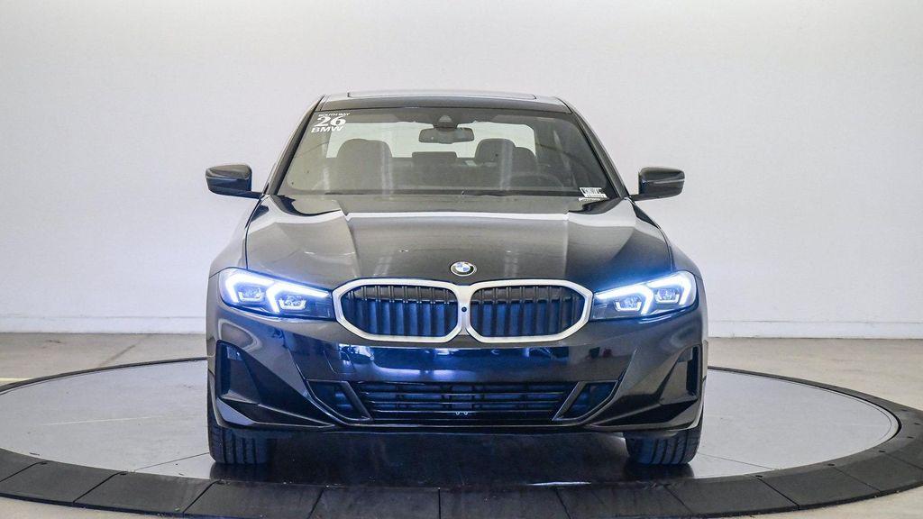 BMW 3 Series view 7