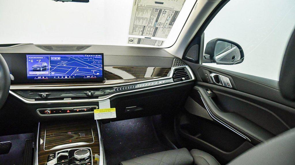 new 2026 BMW X7 car, priced at $90,115