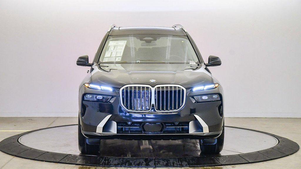 new 2026 BMW X7 car, priced at $90,115