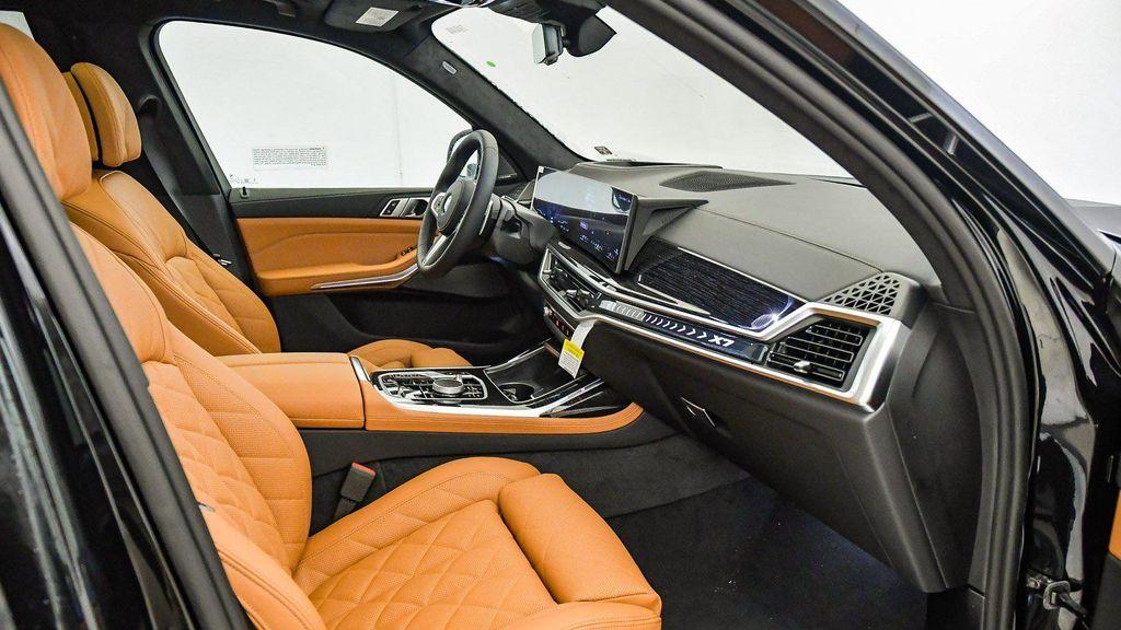 new 2026 BMW X7 car, priced at $95,665