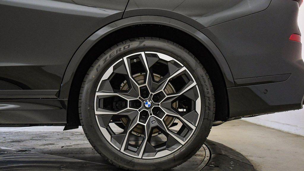 new 2026 BMW X7 car, priced at $95,665